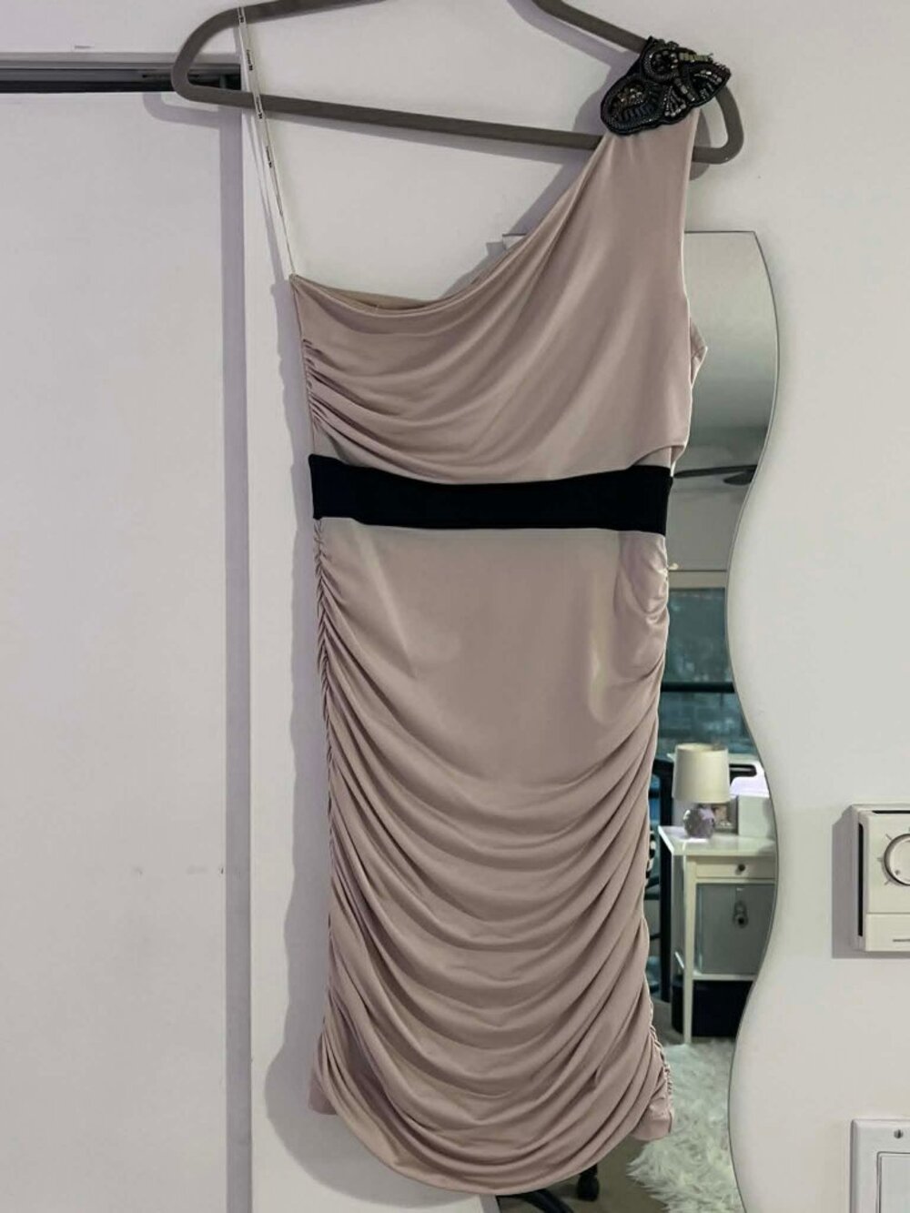 Vintage Y2K asymmetrical dress with shoulder embellishment, Size M